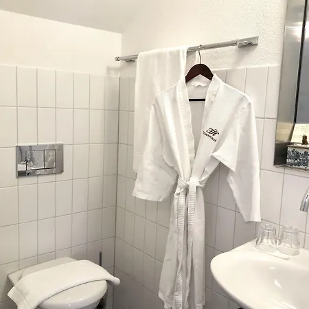 Townhouse Boutique 3*