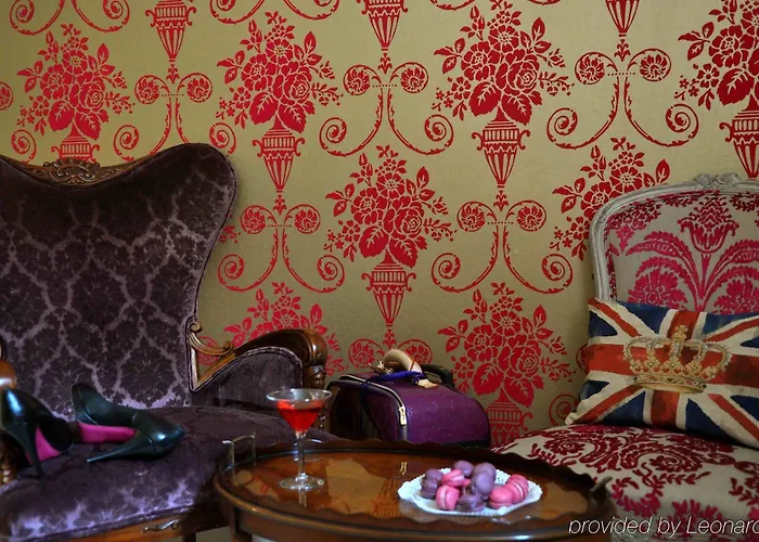 Townhouse Boutique 3*