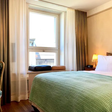 Townhouse Boutique Hotel 3*